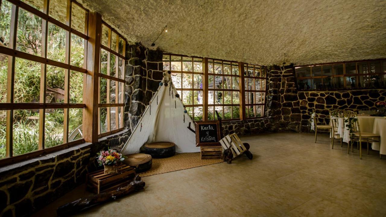 Eco Tampu Andahuaylillas- Hospedaje Ecosostenible Bagian luar foto